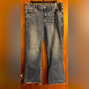 Stretch Bootcut midrise jeans